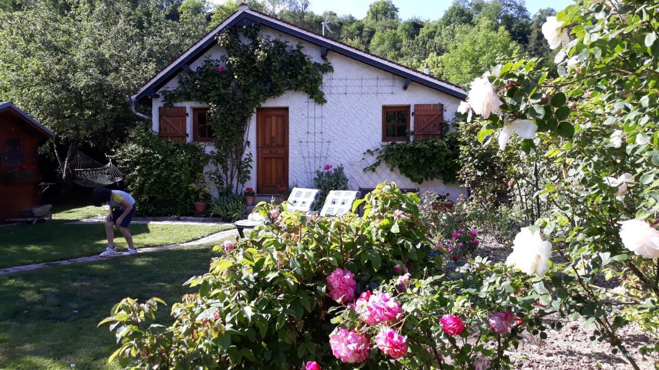 Villa Aux Marguerites Sainte-Genevieve-les-Gasny Exterior foto